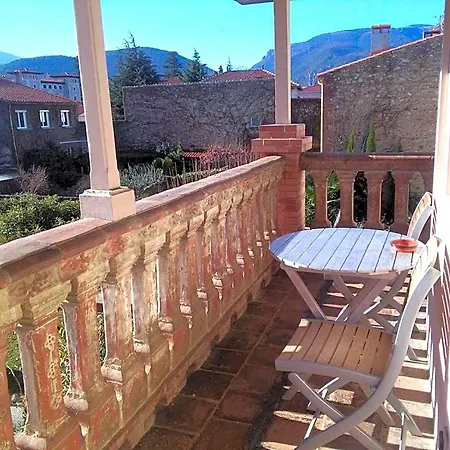 Maison 225 Bed & Breakfast 4*