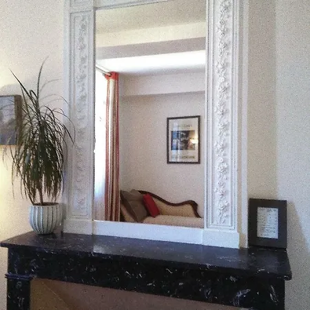 Maison 225 Bed & Breakfast 4*