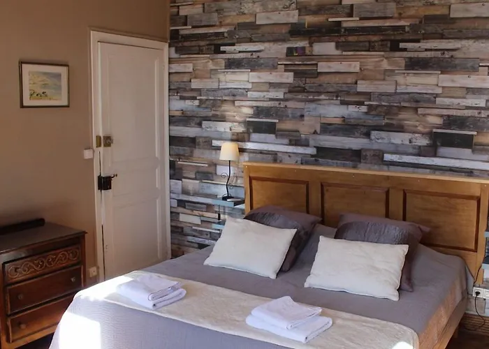 Bed & Breakfast Maison 225 4*